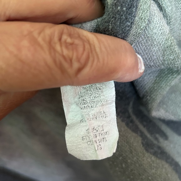 Camo and American Flag - Picture 2 of 3